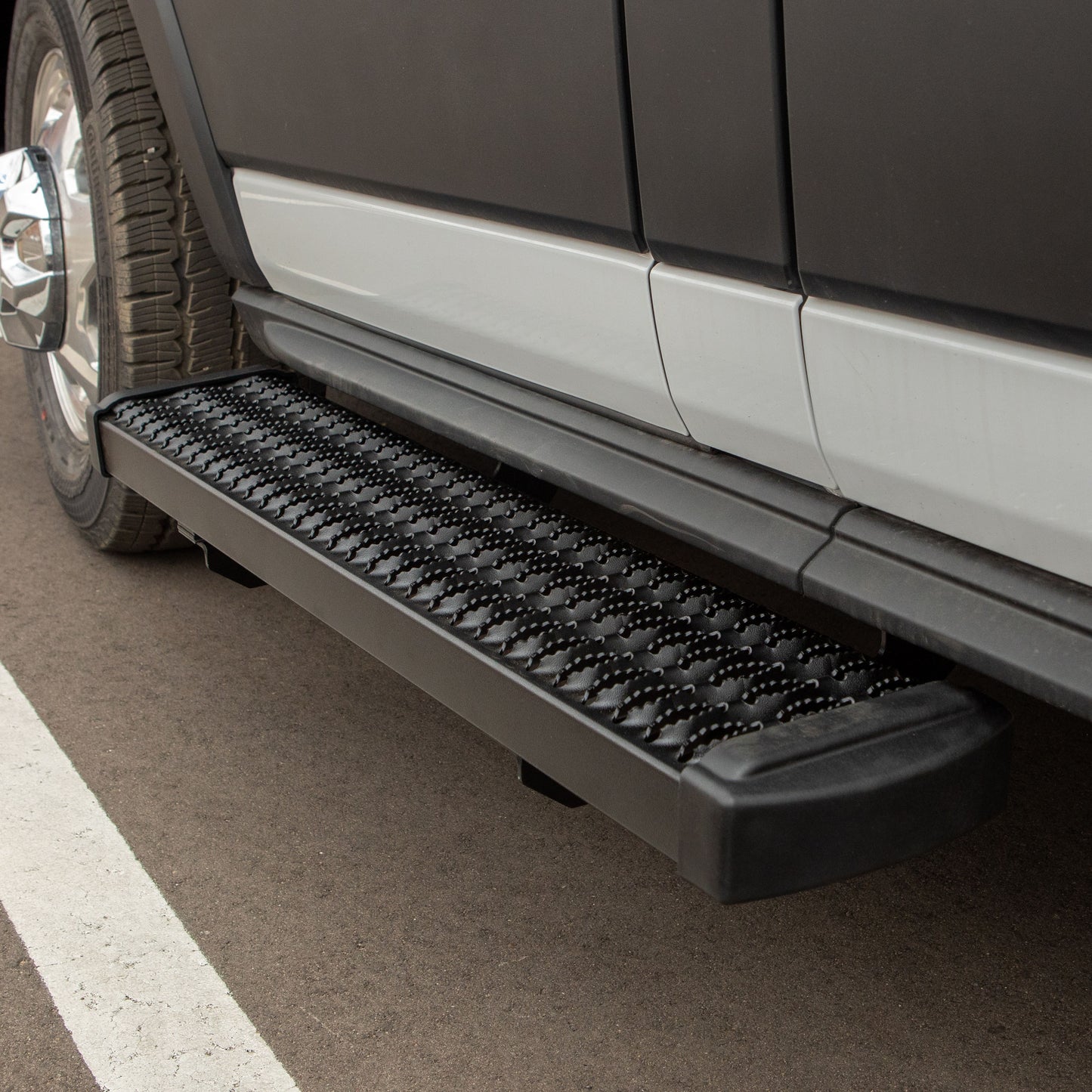 Luverne Grip Step 7" x 36" 100" Black Aluminum Running Boards Select Ram ProMaster Model 415100-401477